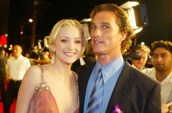 HOLLYWOOD, CA - 27. JANUAR: Skuespillerne Kate Hudson og Matthew McConaughey deltager i premieren på